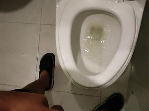 Bear piss in the bathroom stroking
